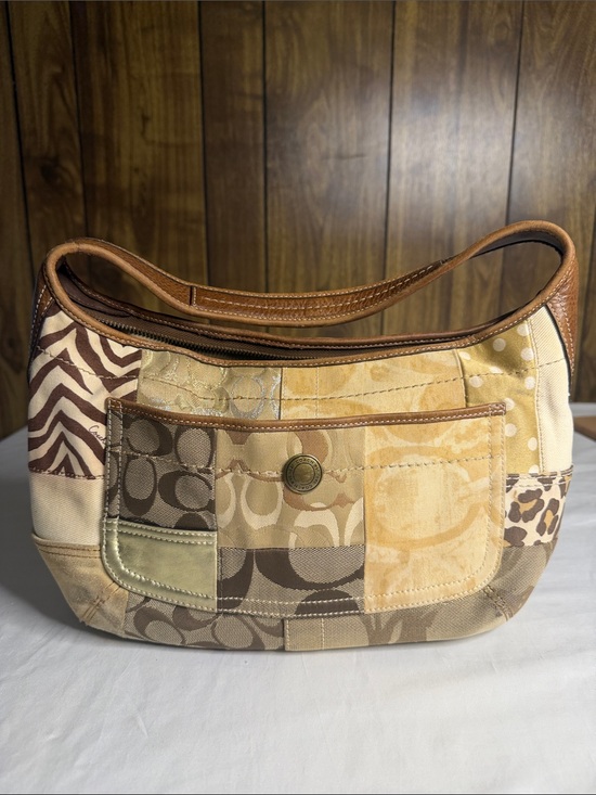Couch Handbags - Vintage Coach Patchwork Signature Shoulder Bag in Beige Brown